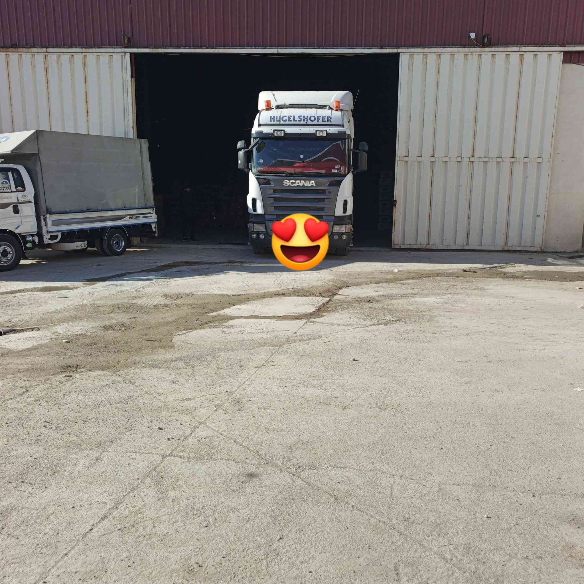 السلام عليكم ورحمة الله
سياره سكانيا للبيع موديل ٢٠٠٥
رأس وعربانه بريك دسك
سياره كامله تخم تأثر
تخم جوبلس
تخم كهربائيات
مكينه كير اكسن شاصي كفاله
تدفئه+تبريد
سياره كبل للشغل
***********
