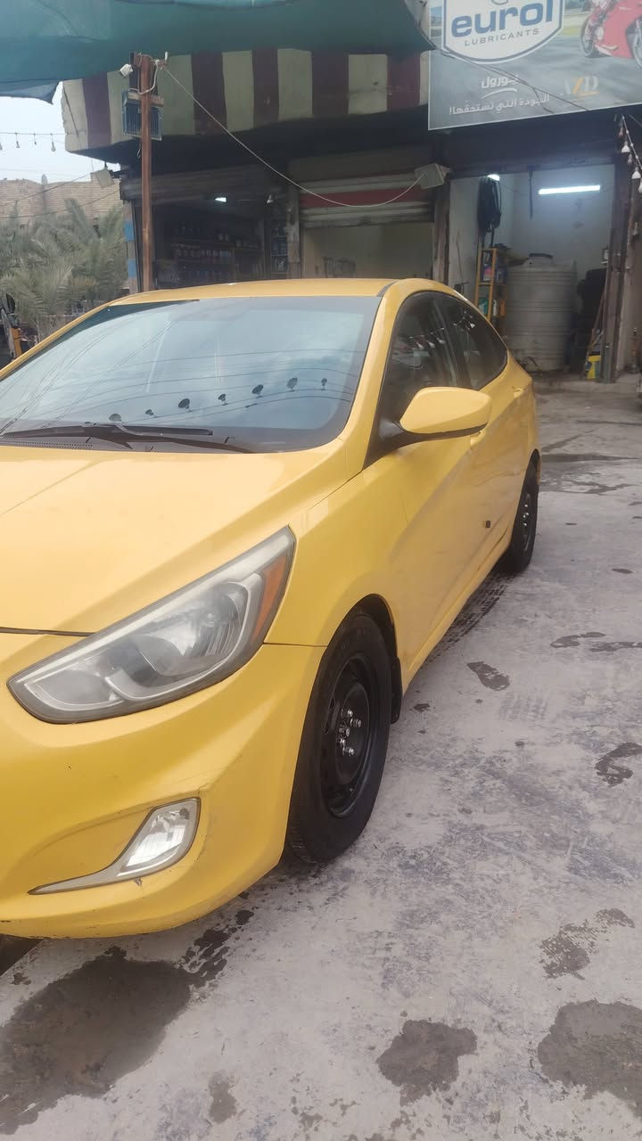 ٢٠١٥ وارد مكفوله بدون حادث فقط تلگيط وبيها شويه حالوب من مطرت العام
*********** البلديات
سعرها ٨٨ ومجالها كلش بسيط
بدون مراوس بيع فقط
