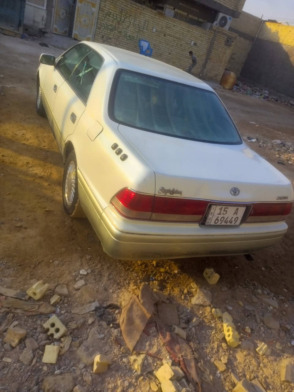 سلام عليكم راس الثور للبيع فقط سياره نضيفه مكينه كير توني شادهن حداديه كله جديد عربانه خلفيه جديده تخم تاير غرفه جديده التبريد عاطل بيها ضربه بل حوض الله شاهد صارف عليها هواي وجاهزه مانقص بيها برغي سياره بسمي مشروع وطني  قبل شهرين حولتها بسمي رقم نكليزي سياره جاهزه مجهزه علمن سياره نقل جثه اكفلك كص وتحويل مكاني بغداد نهايت حي اور *********** للبيع فقط السعر ٧٣ وبيها مجال شي قليل
