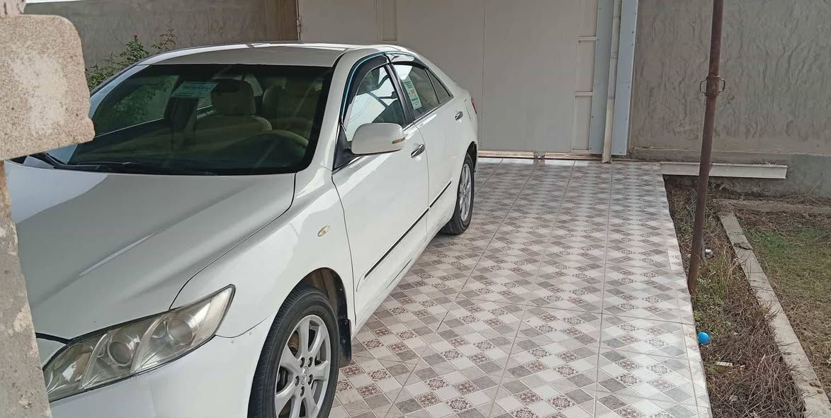 سلام عليكم كامري للبيع موديل 8 خليجي رقم بغداد ***********
