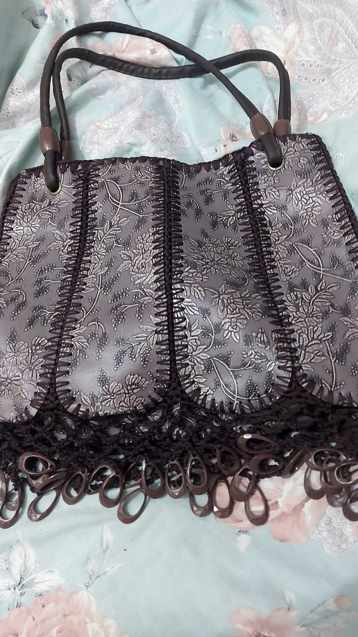 عندي هل جنط اجاني من الحج اريد ابيعه


**إذا كنت صاحب هذا الإعلان وتريد حذفه لأي سبب، رجاءا أرسل رسالة إلى الدعم الفني**