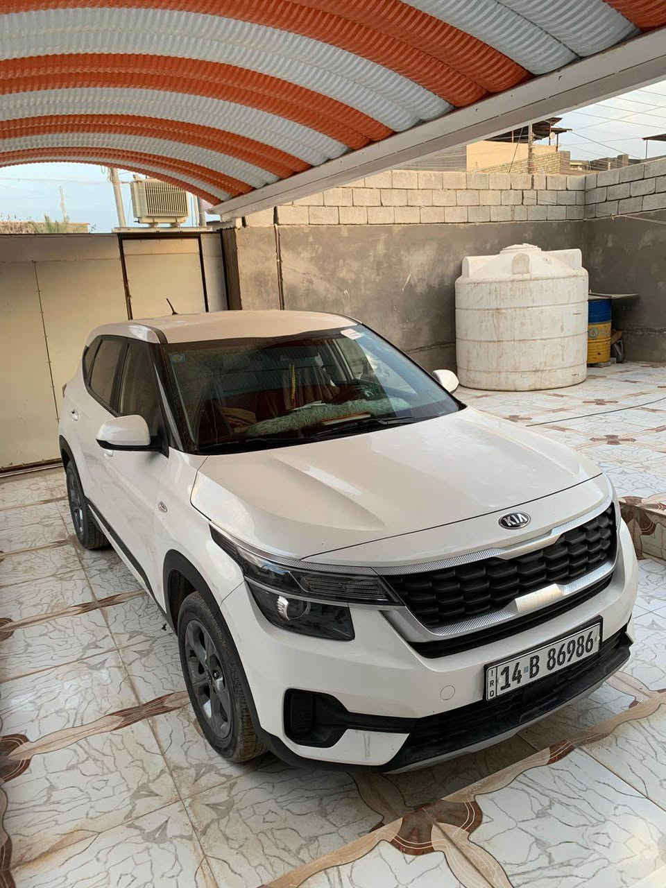 للبيع كيا سليتوس وارد كوري موديل 22 فول مواصفات عده الفتحه كشنات جلد حادثها صبغ البنيد  فقط رقم بصرة ومكانها بصرة السعر 173 وبيها مجال للطيبين 
*********** البصرة, العراق
