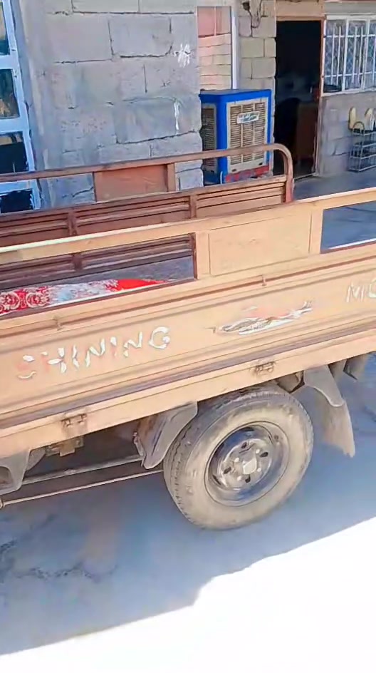 ستوته للبيع ابلاد يه نظيفه موديل ١٧ محرك نظيف مكلف بل نشر خابرو *********** سعر مليون بيه مجال
