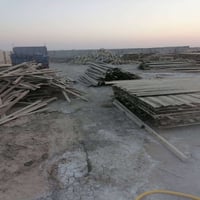 قالب خشب للبيع مع جكات وزوايه للاستفسار 07814454732