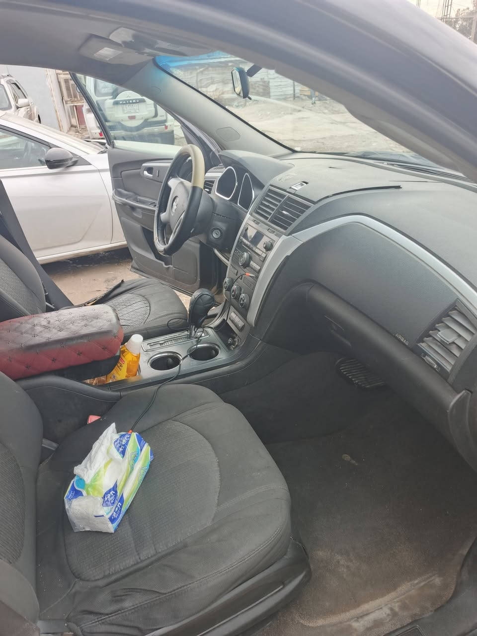 سيارة ترافيرس ٢٠٠٩ خليجي رقم اربيل بيهه ثلاثة قطع صبغ والباقي مكفول بدون حادث قوي سيارة كير محرك حداديه كهرباىيات شغاله سبعه راكب السعر ٧٠ وبيه مجال او مراوس اتصال ***********
