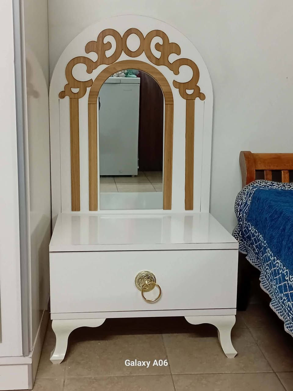 غرفه تركيه 5 قطع  سعرها350وبيه مجال بيه ضرر سلايد الكنتور وسلايد ميز المرايه هم 
العنوان بغداد بسمايه 
شراي ياخذ سكرين يدزه خاص للمنشور


**إذا كنت صاحب هذا الإعلان وتريد حذفه لأي سبب، رجاءا أرسل رسالة إلى الدعم الفني**