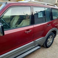 باجيرو ٢٠٠٢ • محرك ٣٠٠٠ • شاشة كبيرة