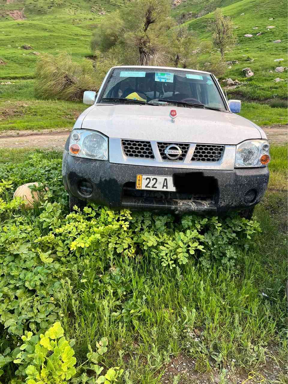 نيسان پيكاب دبل ئه سل ٢٠٠٦ يابانى 
دينگه ى لاى درگاى به زين تؤزيك سبوغى هه يه
جارپيج ديگاشى تحديلى هه يه نه رمه تزه كيشى هه يه گيرو مه كينى ودبل ئه كسلى وته قه وره قه وهه مى به شه رته ره قمى نويه تا٢٠٢٩ تكايه ئه گه رموشته رى نيت سه رمان مه يشنه 
واساب *********** أربيل, العراق
