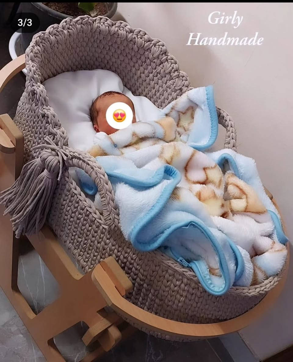 كريكوت اطفال صيفي موديلات تجنن
الالوان حسب الطلب 
توجد خدمة توصيل لجميع المحافظات


**إذا كنت صاحب هذا الإعلان وتريد حذفه لأي سبب، رجاءا أرسل رسالة إلى الدعم الفني**