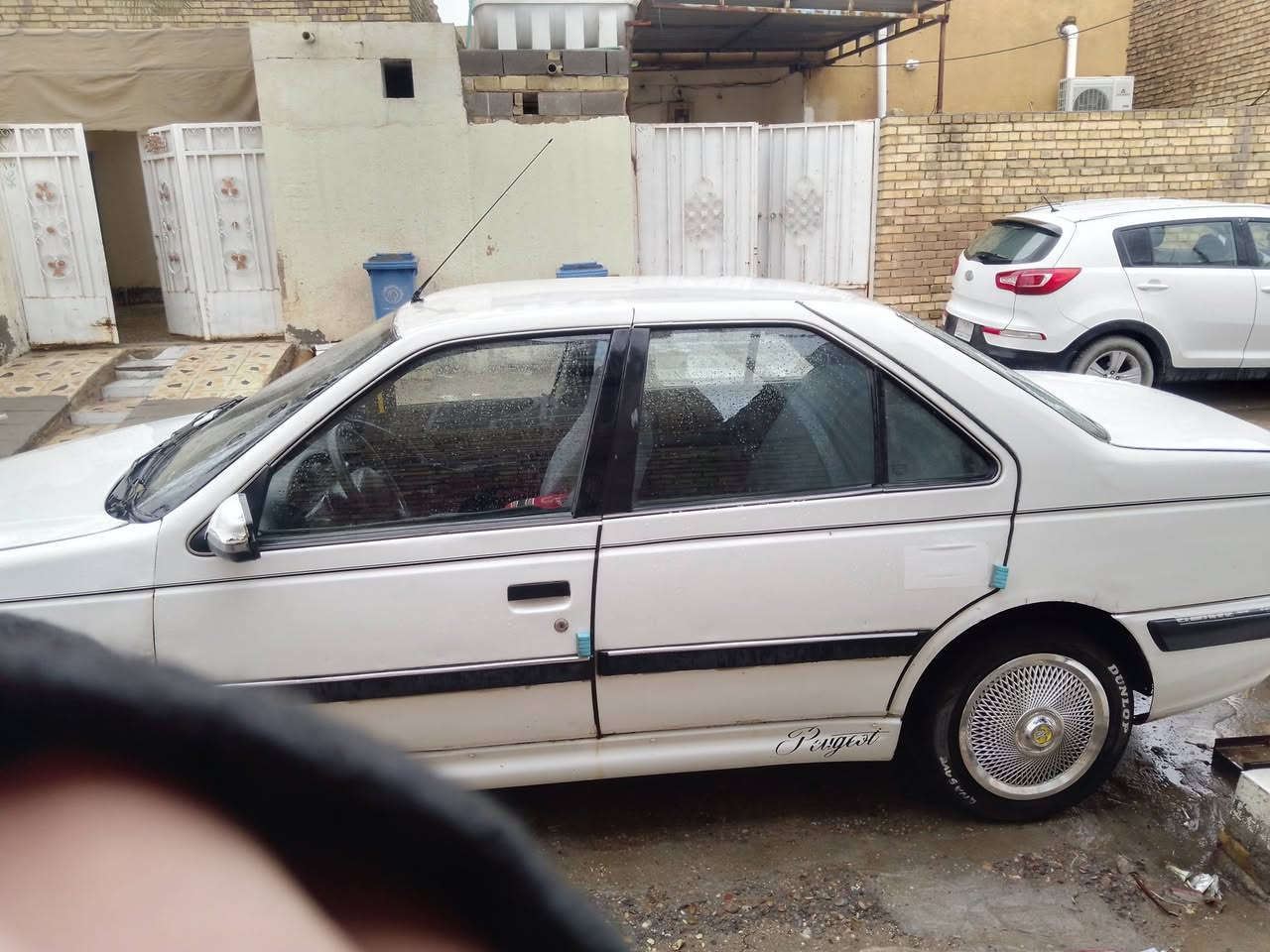 بيجو بارص رقم موازي كير ومكينه مكفولات تخم تاير حداديه تمام السعر 23 وبيها مجال للتواصل الاتصال على الرقم التالي *********** مكان السياره ميسان عمارة
