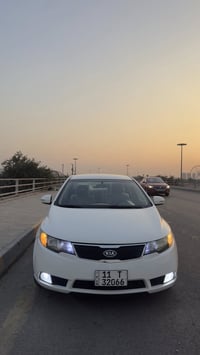 سيراتو خليجي 2011رقم دولي جديد بيها قطعتين +بارد بل جاملغ ماشيه 300حقي...