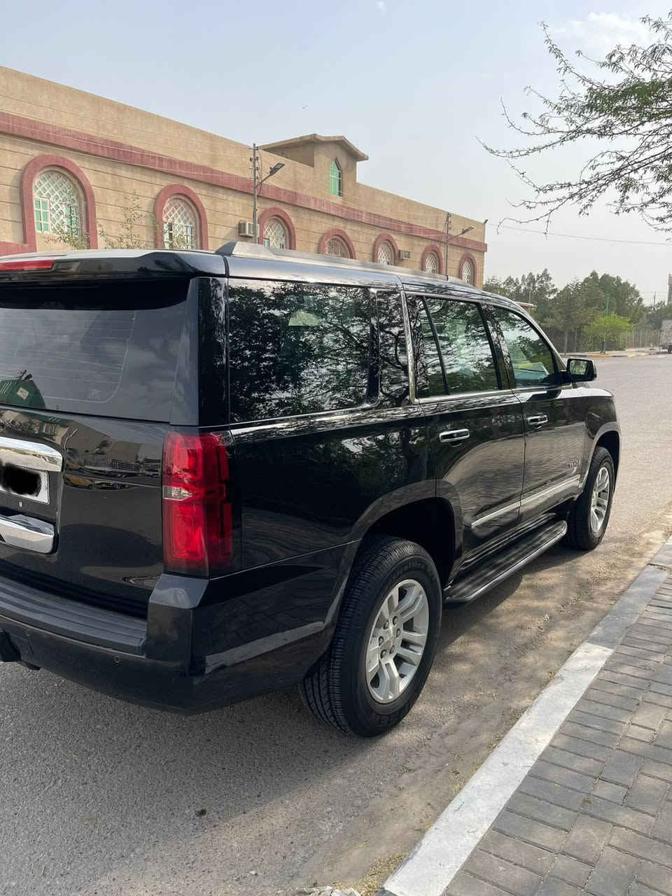 السلام عليكم من رخصت الادمن المحترم 
شوفرليت تاهو موديل 2020 خليجي وكالة المنصور
مواصفات LS كفاله ضربه وصبغ وتبديل مكينه وكير ابلاد 
رقم بغداد الجديد الدولي بأسمي تحويل ثاني يوم 
العنوان : البصرة 
السعر : 385
رقم الهاتف : ***********
