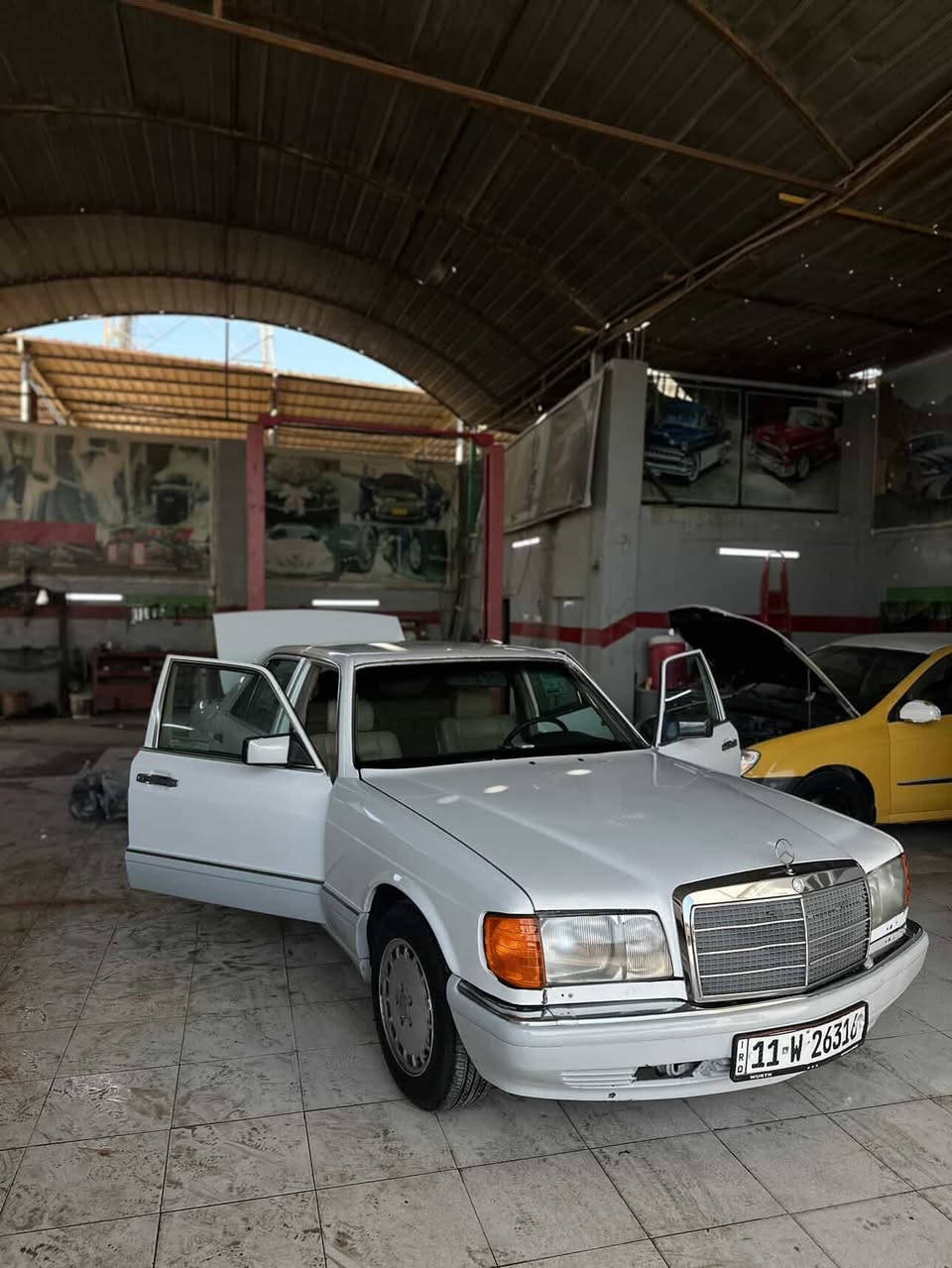 55ورقه وبي مجال بسيط
محرك بلاد قبغ اسود عنكبوت300se 
موديل 1987
سياره مكفوله كير ومحرك ضربتها كلش بسيطه بلبجم 
سياره تاخذها ماتصرف عليها دينار سياره بأسمي سنويه 28 
تحويل ثاني يوم 
عنوان ديالى بعقوبه 
*********** 
غير متواجد على ماسنجر فقط واتساب 
السعر المطلوب 55 وبي مجال
