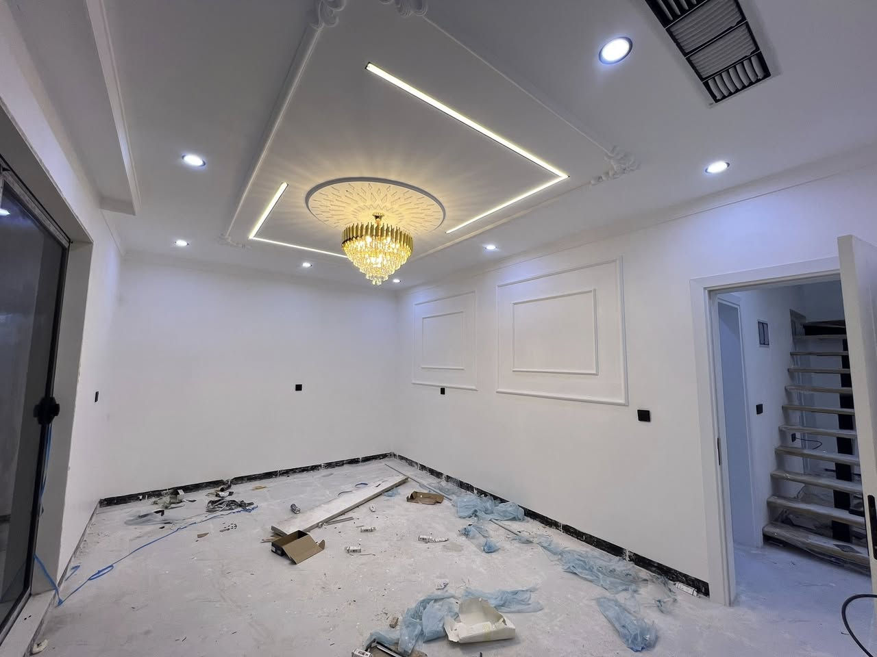 💥💥#نرخی گونجاو || #سعر رخیص
🏦#خانووی تاپۆ   ئەوەی بیكڕی لۆ كرێش500 هەزار دەكات || بۆفرۆشتن 
🌍#شوێن || هەولێر || گەڕەکی حصاروك   ||  نزیکە لە  شەقامی 120  

🧱#ڕووبەری|| 100 متر مربع    
🗄#پێک هاتوەلە|| 4  ژوور نوم و ژوري ميوان و  2 مطبخ و  
3 حمام  و بيتونة  
💰#نـــرخ  || 
📠#بۆ پەیوەندی کردن
📴فایبر واتساب***********
📴فایبر واتساب***********
ــــــــــــــــــــــــــــــــــــــــــــــــــــــــــــــــــــــ
🏦#بيت  طابو صرف اتجاە قبلە طابقين ای واحد اشتري هذا بیت ایجار مالها 500 الف دینار  || للبیع
 🌍#الموقع ||  اربیل|| حي خمسة حصاروك|| قریب شارع 120
🧱#المساحة || 100 متر مربع 

🗄#یتکون بیت ||  4 غرفة نوم و استقبال و 2 مطبخ  و 3 حمام+ بيتونة و   
💰#الســعر ||   
📠#للاستفسار اتصلوا ........
📴فایبر واتساب ***********
📴فایبر واتساب***********
