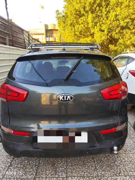 سبورتج موديل ١٥ رقم بغداد دولي بسمي مكانه بغداد السياره بيه حادث قمريه واكعه عليه ومعمره وبيه تبديل العركشين من البنط العركشين فقط مو كص التكم بيه منظومه غاز والسياره بصمه تشغيل عن بعد وبيه ثلاجه جاهزه مكينه دوش ٢٤٠٠ بيع فقط نزلنه سعره بسعر مامعمره ١١٠ بيعه فقط 
*********** بغداد
