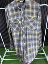 قميص كاروهات • خامة باردة • تونسو