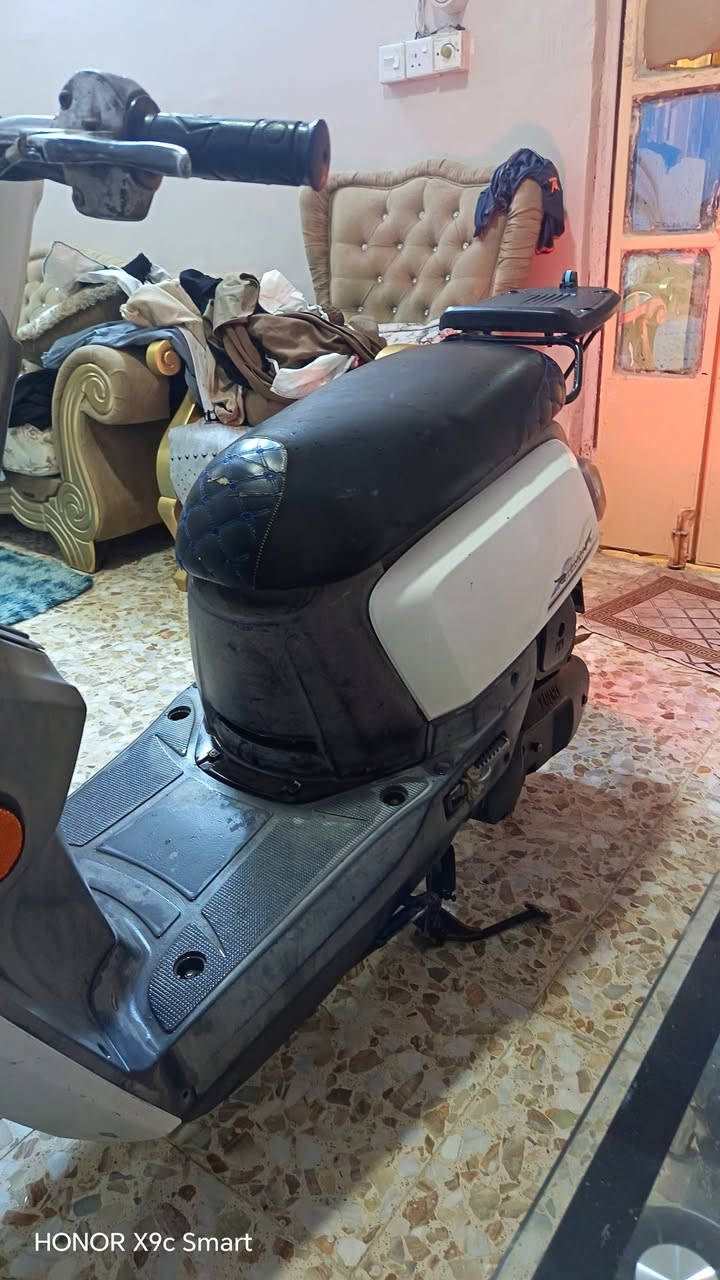 عسلام عليكم ماكس بوليس مسطره ☠️ للبيع دراجه صارله فتره من  نازله رمبه نهضه كفاله دراجه  ومعدل شك لكاع شادله وياله اصليات رياضي وكلجات رياضيي دراجه بحيله الله يشهد سعره 775وبيه شي قليل كلش *********** بي واتساب
