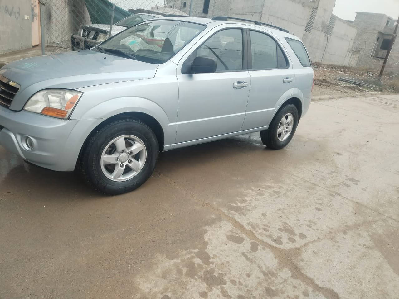 البيع سيرنتو 2008محرك 6سرندر بدون معجون بيه صبغ البوند وصندوك اثر تقحيل كير محرك شرط سياره حيل حلوه نضيف رقم جديد سنويه جديد بسمي السعر دفتر وبيه مجال مكانه موصل حي تعليم /***********/***********
