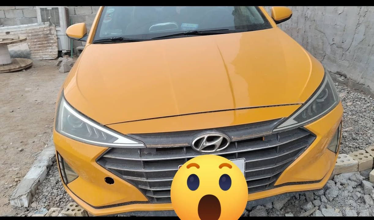 النترا وارد امريكي رقم بغداد انكليزي ماشيه 96 ميل 
تخم تاير السعر  125 مكاني بغداد


**إذا كنت صاحب هذا الإعلان وتريد حذفه لأي سبب، رجاءا أرسل رسالة إلى الدعم الفني**