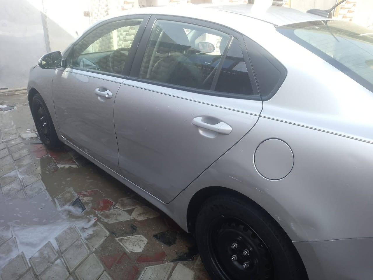 كيه ريو  امريكي موديل  2020  رقم قادسيه معوقين باقي سنه و شهر ويفك الحجز وكاله مباشر من المالك كير اي تي المرغوب مكينه كير حداديه كفاله
كهربائيات كله شغاله تبريد تدفئه سياره بلاديه 
السعر 115 وبيه مجال بسيط 
العنوان الديوانية قضاء الحمزه الشرقي ***********
