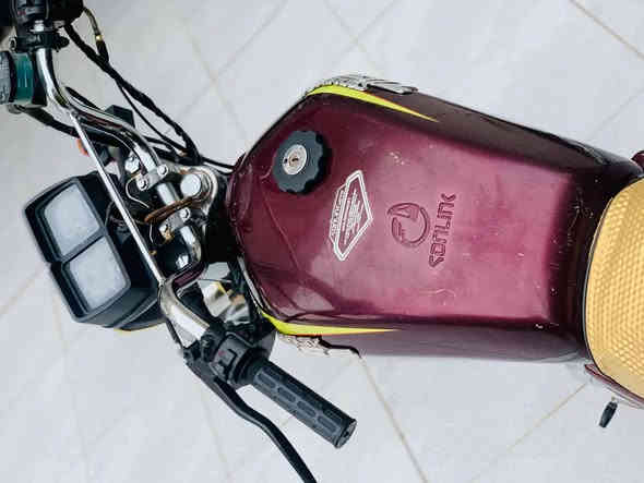 السلام عليكم                              ***********
للبيع تايكر 22 كفاله عامه من كلشي مكينه مكفوله 
كهربائية شغاله اوراق كامله مكان ديالئ الخالص الشراي يتصل
