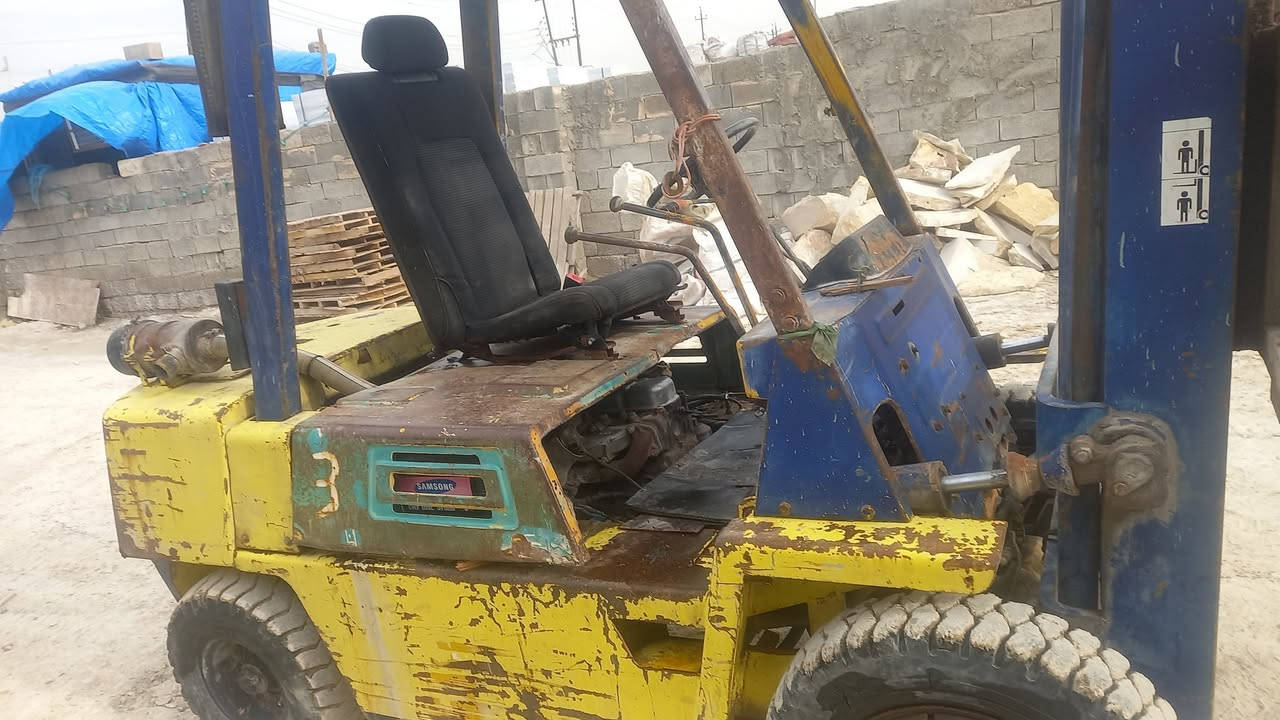 السلام وعليكم البيع كاماسو
مكينه ازوزه (٣) طن ***********
