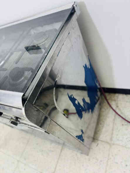 السلام عليكم طباخ إيطالي مال بيت جديد ناره زركه فرن فوك وجوه كامل ونضيف ب١٨٠ نهايته ***********
