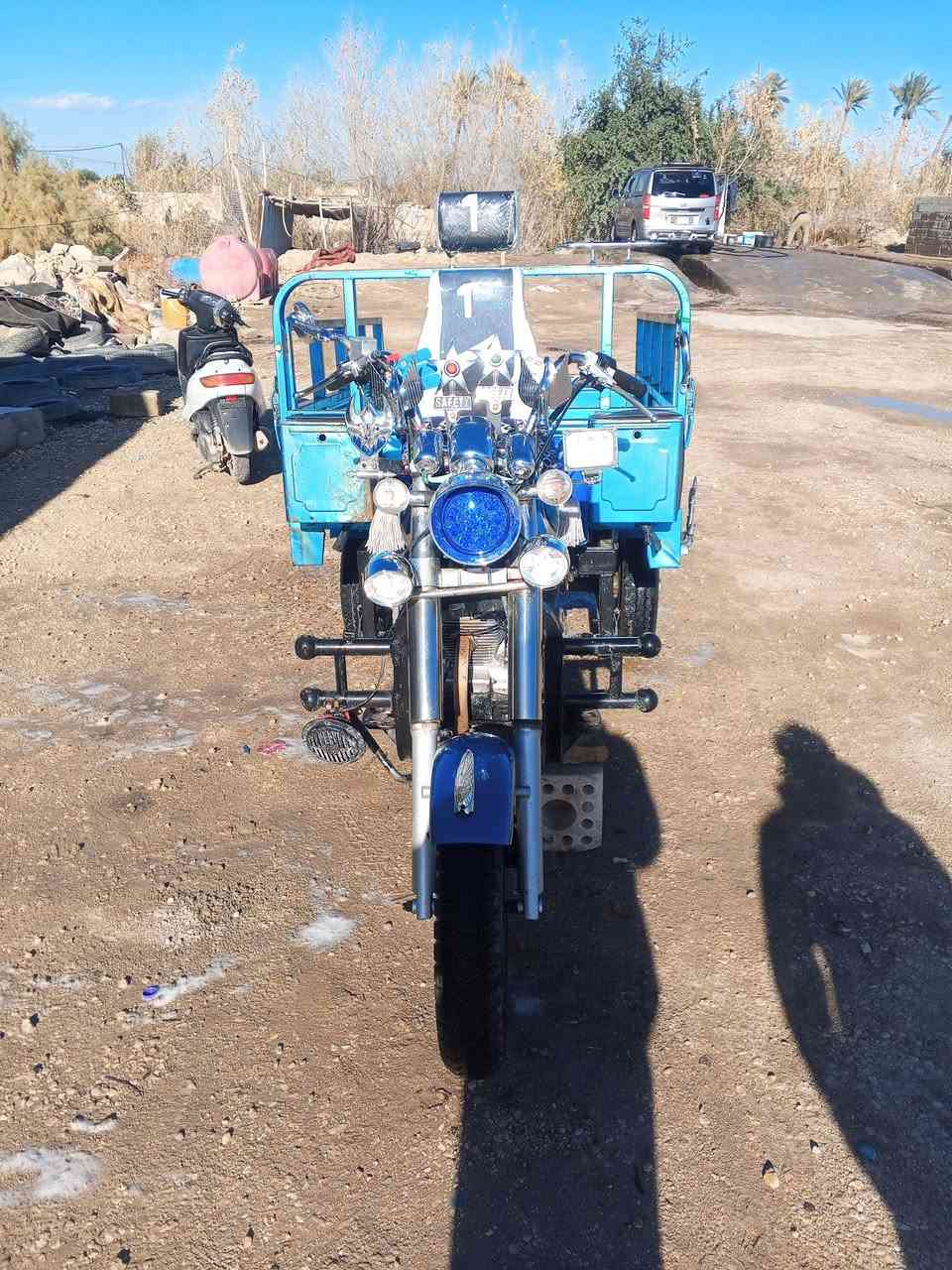 سلام عليكم شباب ستونه البيع اوراق ثاني يوم بسمك ال شراي يجي ابوي وخادم ***********
