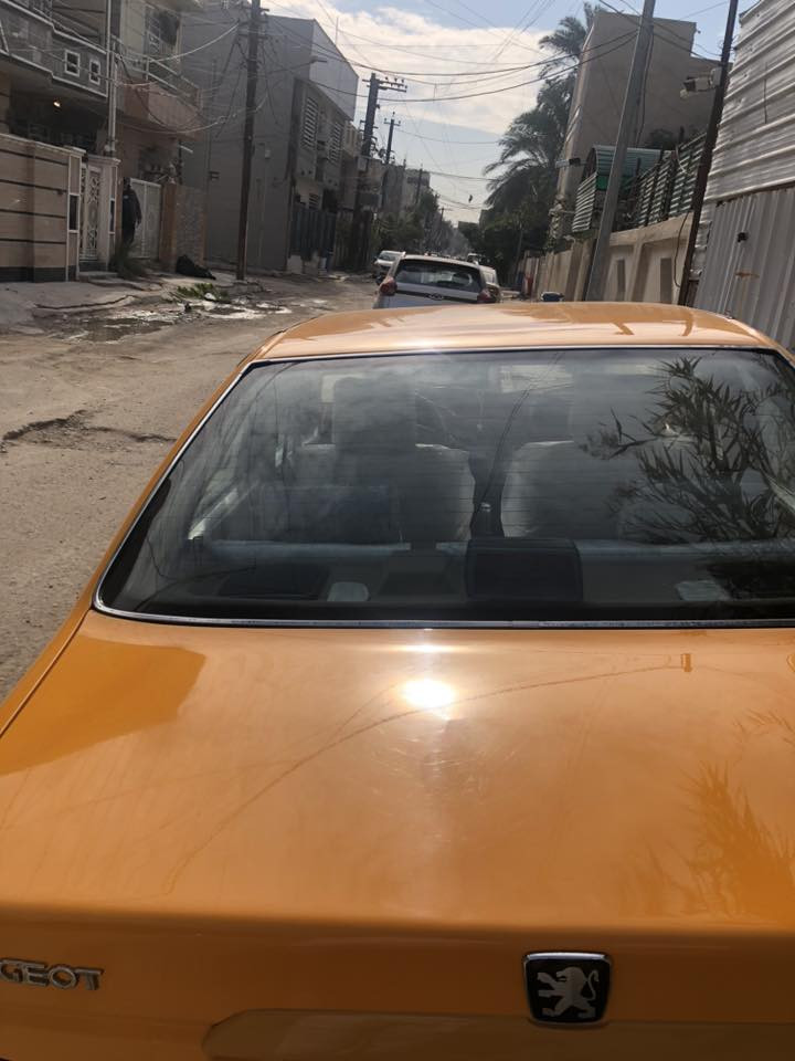 سلام عليكم بيجو بارس للبيع موديل 21 للبيع بغداد سياره جديده كلشي كامله مثل ماموضح بل صوره ماشيه 96والله شاهد مغاسل السياره رقم بغداد انكليزي غير متواجد ع الفيس
رقم الهاتف /***********
