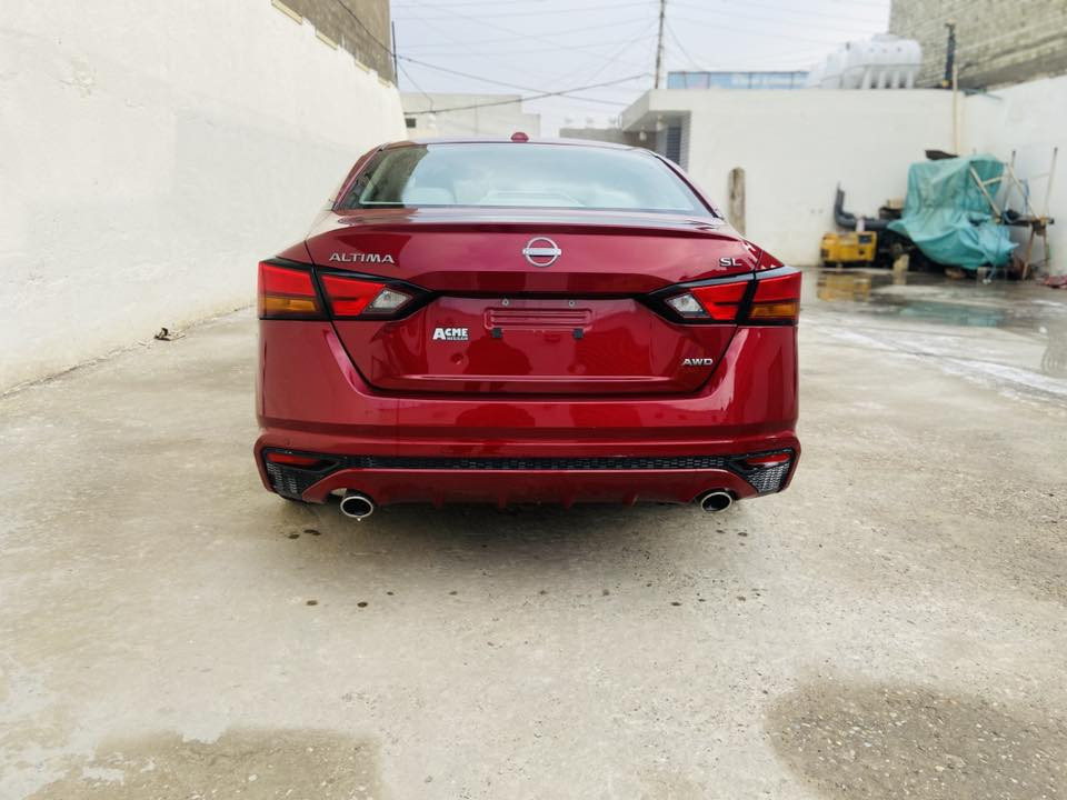 السلام عليكم
التيما 2024 SL فووول اعلى شي 
شاشه كبيره وايرليس ابل كار بلي واندرويد اوتو 
شحن وايرليس 
خرائط 
٤ كامرات ٣٦٠ 
سستم صوت boss
كشنات تدفئه وستيرن تدفئه فول تحكم ستيرن
هاند بريك بصمه ، اوتو هولد  
فتحه 
فول رادارات قيادة ذاتيه 
لايت زينون بلادي عالي ناصي اوتو  
تبريد منفصل 
تبريد خلفي 
ويل ١٩ 
حادث بسيط جدا  
ماشيه 5الف
للاستفسار حصرا على الرقم ***********
