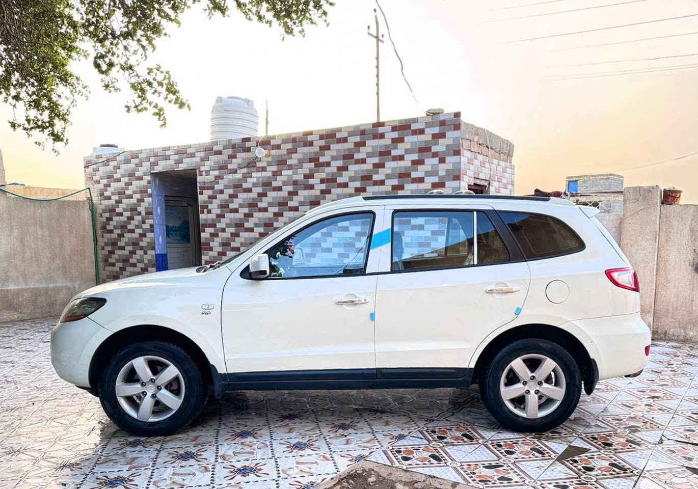 سنتافي للبيع 2010 محرك كاز اصل
فول مواصفات فتحه وبصمه ابواب
#ادوات_ادوات_كصة_جنطه 
رقم شمالي وشرط حاسبه 
#وكاله_بسم_الشراي
دخول جديد جاهزه ع اخر حبايه
حصة كاز بكل المحافظات
سياره جاهزه من ناحية المحرك والكير وحداديه وتبريد وتتتدفئه 
تحكم ستيرن جهتين
كشنات جلد كهربائي 
ترايك وين ميعجبك
سياره مال جناي ربع ما تصرف عليه
المكان ذي قار 
السعر / 53وبيه مجال حق جيه فقط
للاتصال ***********
