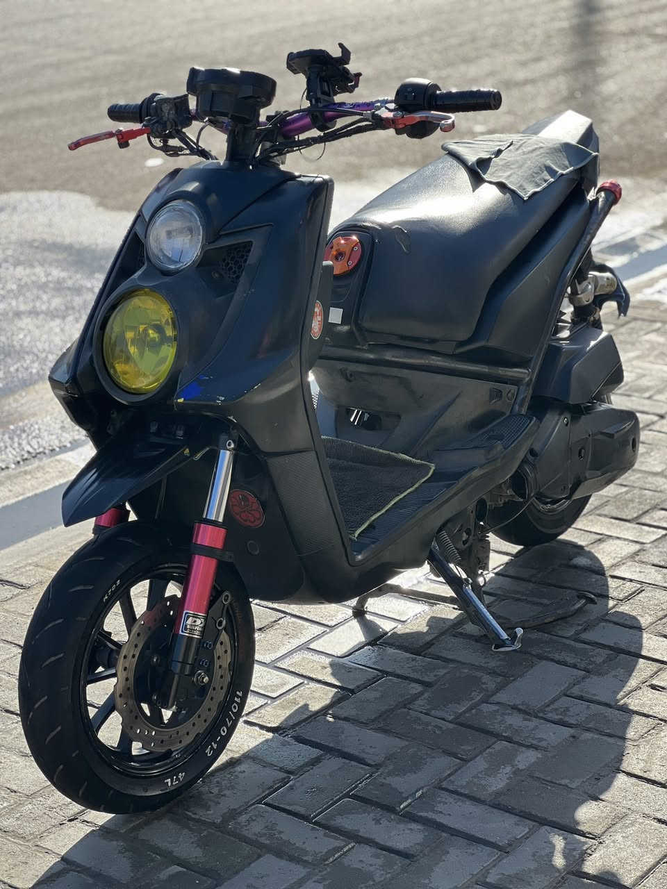 السلام عليكم سكنس جبلي للبيع الدراجه خير من الله بيها تزويد مرتب
صدر امامي DY 
دبلات خلفيه 
وياله مشيفه
قبق فلاوين وقطره دهن
يدات بريك
ستيرن 
ستاند صفح بوش
بك لايت r6
قبق بانزين
تايرات جلاتين بلاديات 
زوج كلجات رياضي
الدراجه قويه وحلوه وعلى ايدي بانزين محسن دهن موتل اصلي من الشركه اقل الشهر وابدله ولدراجه مكفوله من كلشي (نقص الدراجه فقط فج امامي)
المكان:بغداد حي الجهاد 
*********** الشراي يتصل
السعر 1350 وبيها مجال
