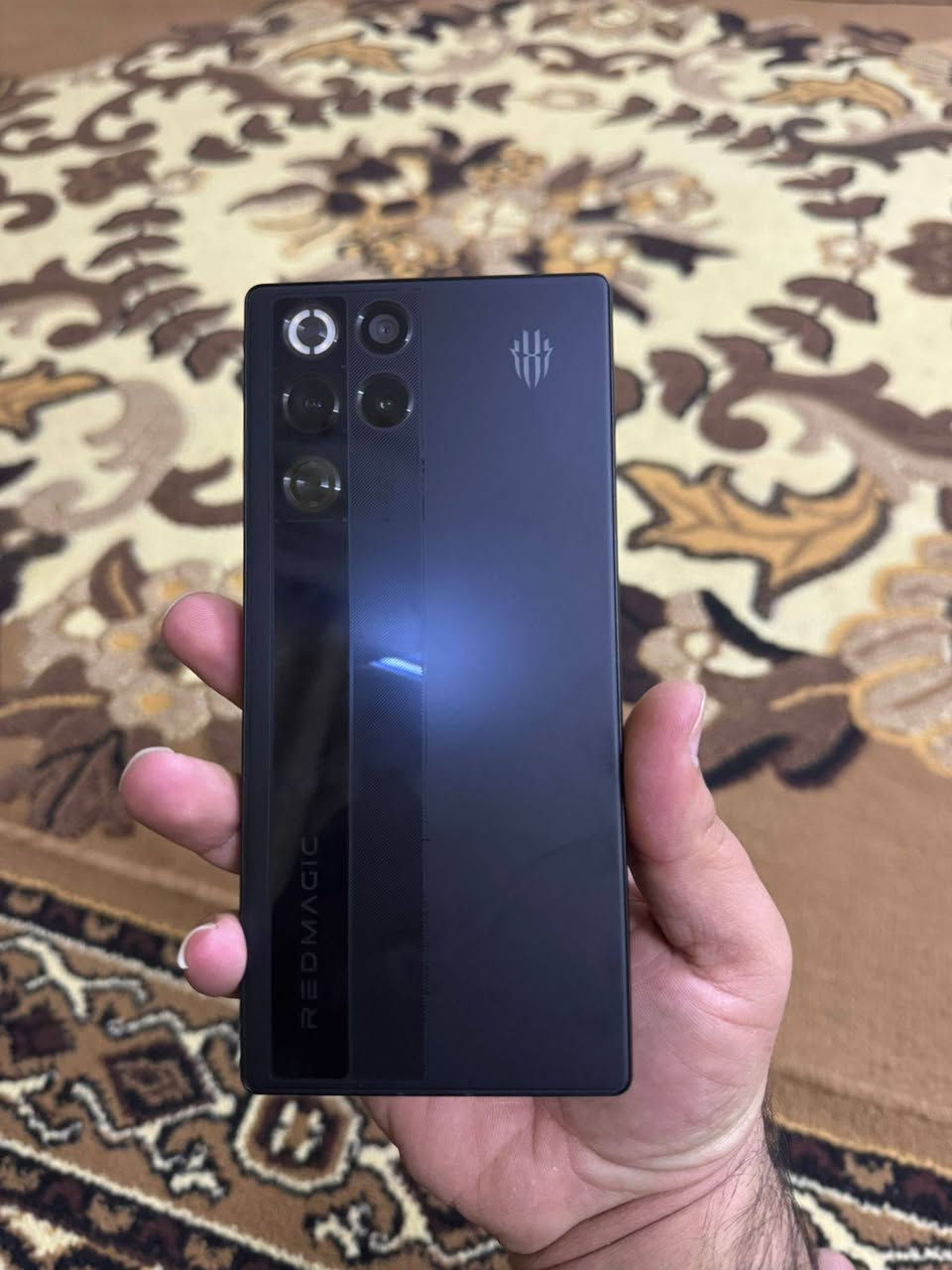 سلام عليكم جهاز ريد مجك11برو أخر اصدار  ذاكره 256عشوائيه 12+12 الجهاز جديد بمعنه الكلمه كامل ملحقات السعر 900وبي مجال بسيط كلش ***********
