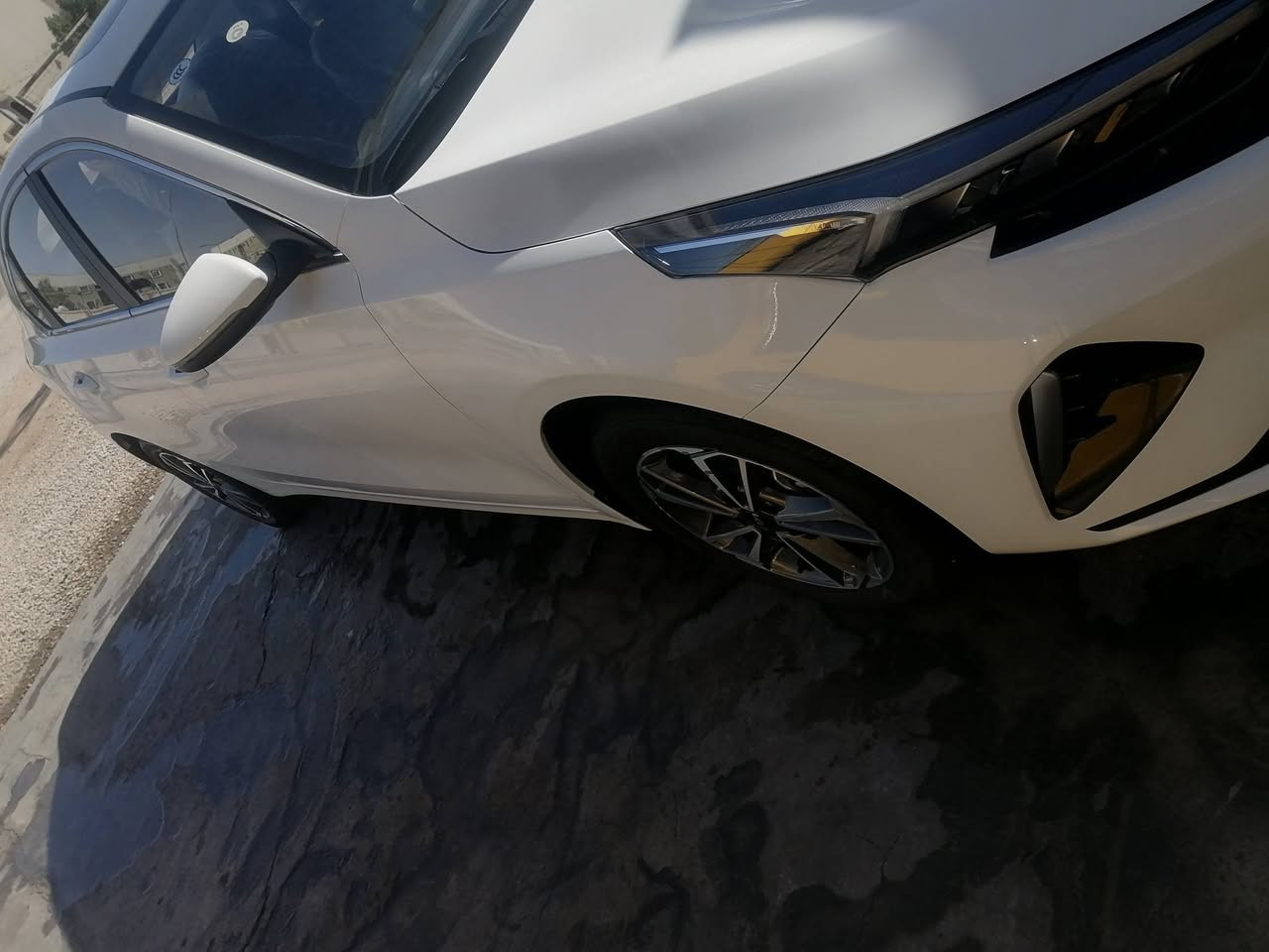 موديل ٢٤ السياره بعدي زيرو ماشيه ١٦ الف لزكات الشركه بيه *********** مكانه نجف كفالة عامه من كلشي ١٤٣ أتريد تحويل او كاله
