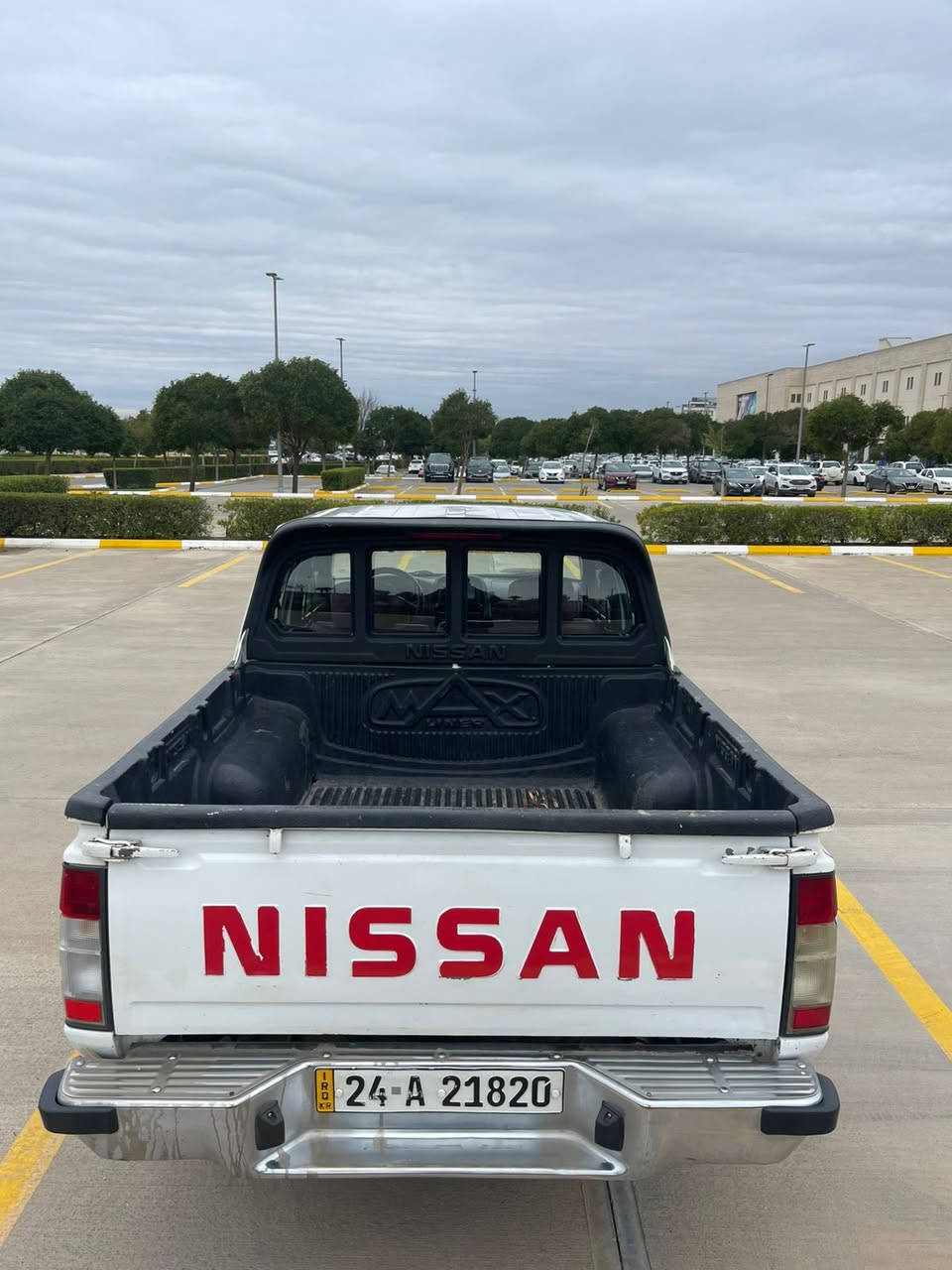 نيسان پيكاب 2008ره قه م دهؤك بئ سبوغ بئ ليدران ته نيا 2 ناو ده رگاى سبوغه هه موو جانى به شرت بئ ده عم نرخ 113$ ژم  ***********
