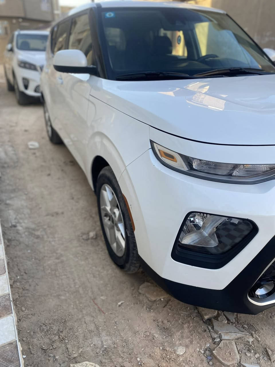 صول2023
سلام عليكم صول 2023 أمريكي 🇺🇸 سياره حلوه ونضيفه 
بيه بارد بجاملغ الايمن الأمامي حداديه جديده تايرات جدد 
ماشيه 56647ميل رقم بغداد تحويل ثاني يوم كشنات عادي 
مخمن جام كهربائي استيرن عادي  السعر 160$وبيه مجال سياره بيه حالوب قليل خفيف كلش 
اتصل على الرقم *********** مكان سياره ام الخيل شارع عشرين !
