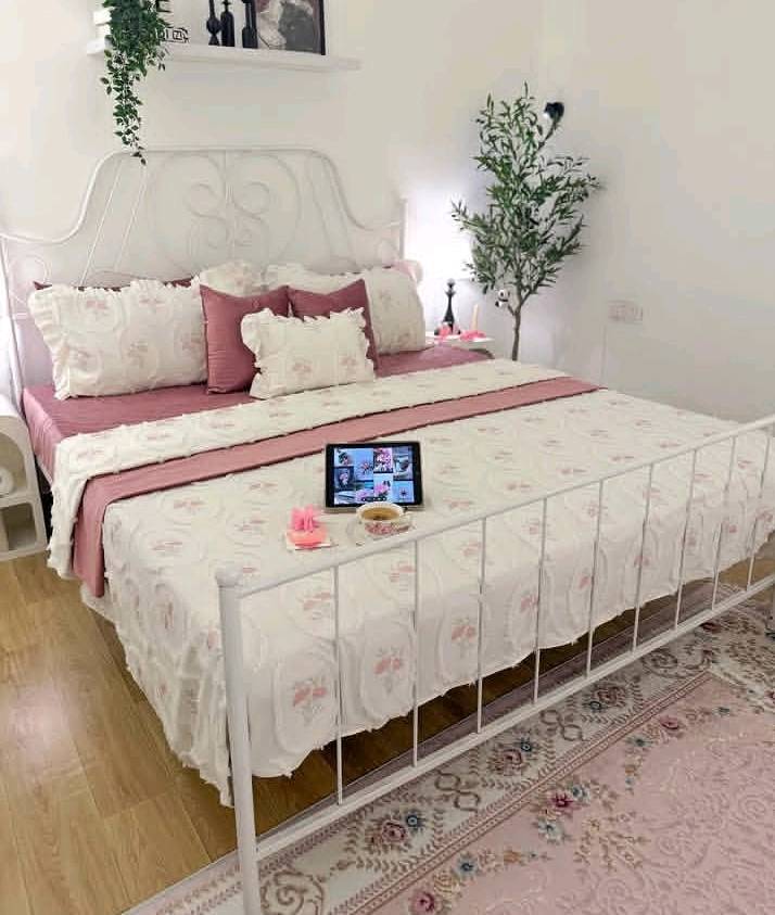 الاسعار والتفاصيل تواصلوا معانا وتدللون 🌸