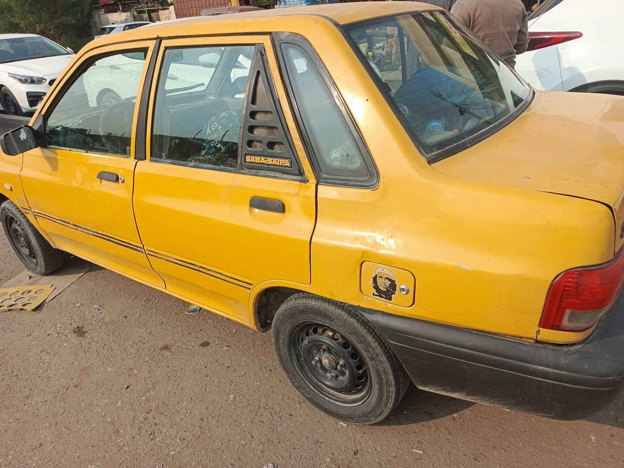 السلام عليكم سايبة ١١للبيع رقم الماني بغداد السيارة مكينة لاتنقيص ولانفخ الكير جديد تخم تايرجديدصدرجديدامامي وخلفي  كهربائيات شغالة كشرتهة كدامك حلوة مال عيشة باتري جديد شرط ربع ماتصرف عليهة كبل للشارع وين ماتريد مستمسكات راعيهة عندي سنوية موجودة ستنساخ اضافتا تفاصيل وياهة يعني اصولي بس راعيهة ماواصلة ابيع بدون راعي السعر ب١١ وبيهة مجال قليل اتصل ودلل هذة رقمي ***********
