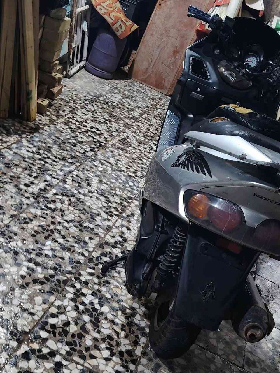 فورزة 06 ممكاني بغداد جسر ديالى القديم 
550 بيهة مجال 
رقمي ***********
