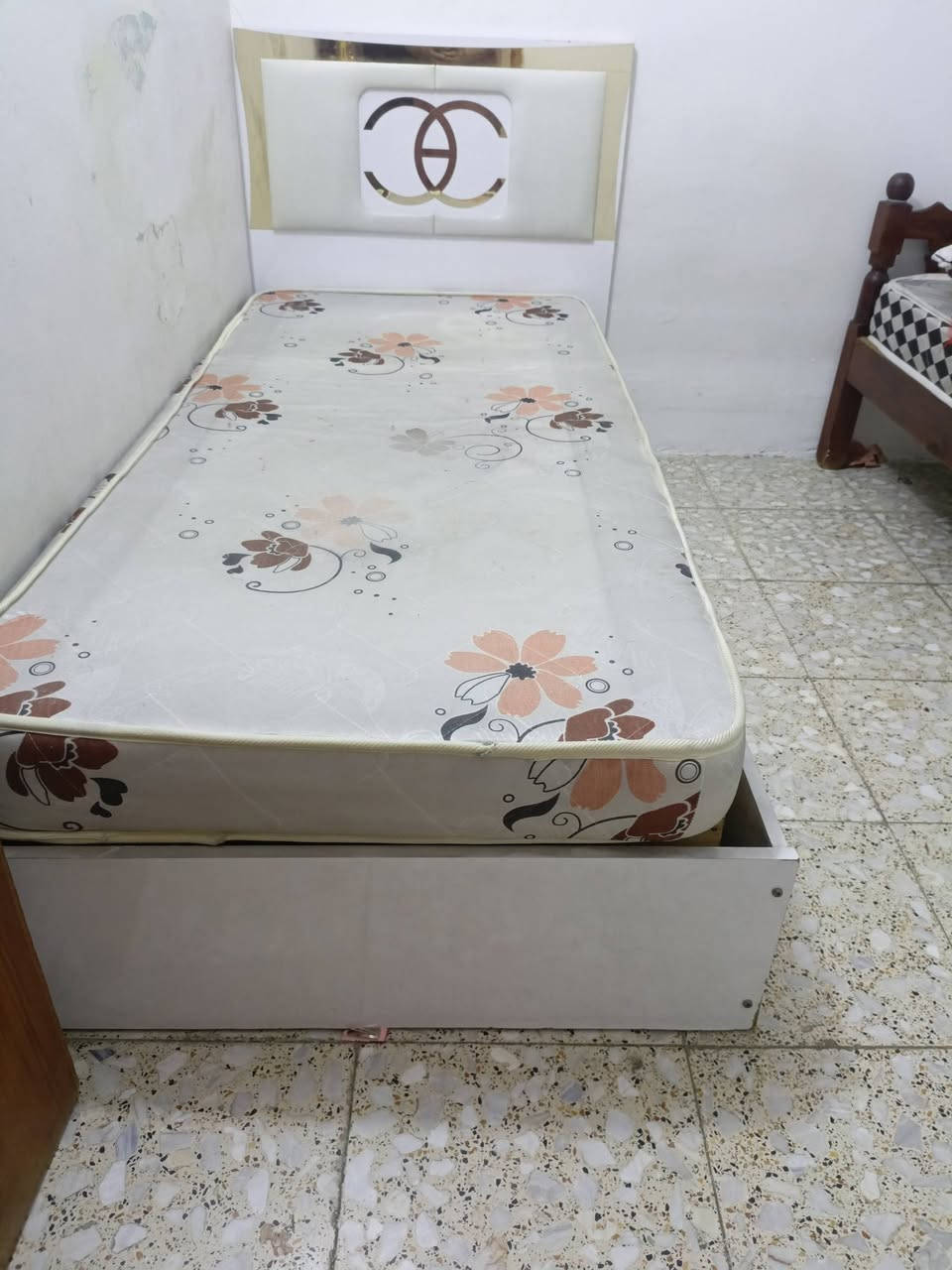 غراض بيت كولهن نضيفات واي ضرر مابيهن شراي يدخل خاص غرفه تركيه ام نفر ب250 غرفه ام نفرين تركيه ب750 تخم ب300 ميز طعام ب35 جربايه ام نفر خشب ويه دوشك ب50


**إذا كنت صاحب هذا الإعلان وتريد حذفه لأي سبب، رجاءا أرسل رسالة إلى الدعم الفني**