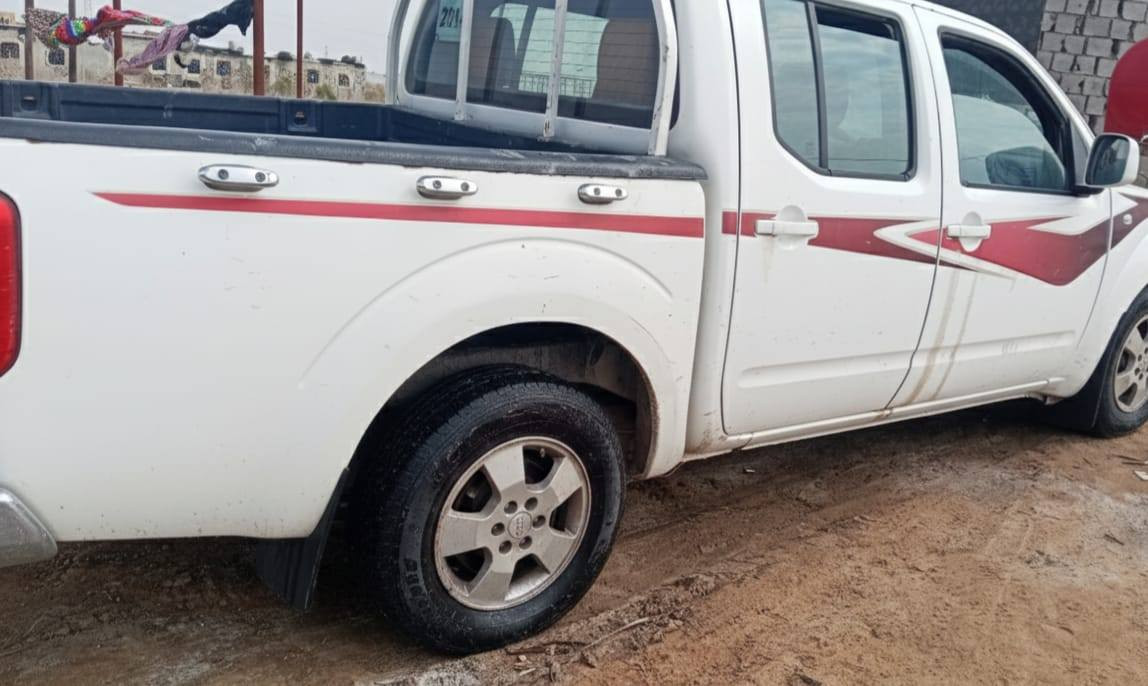 بيك اب نيفارا 2008 رقم واسط مكان السياره بصرة الهارثه السعر 80 ورقه مكينه كير اوتماتيك 2500 محور اوتماتيك مكينه بطه ه‍ُـ ***********
