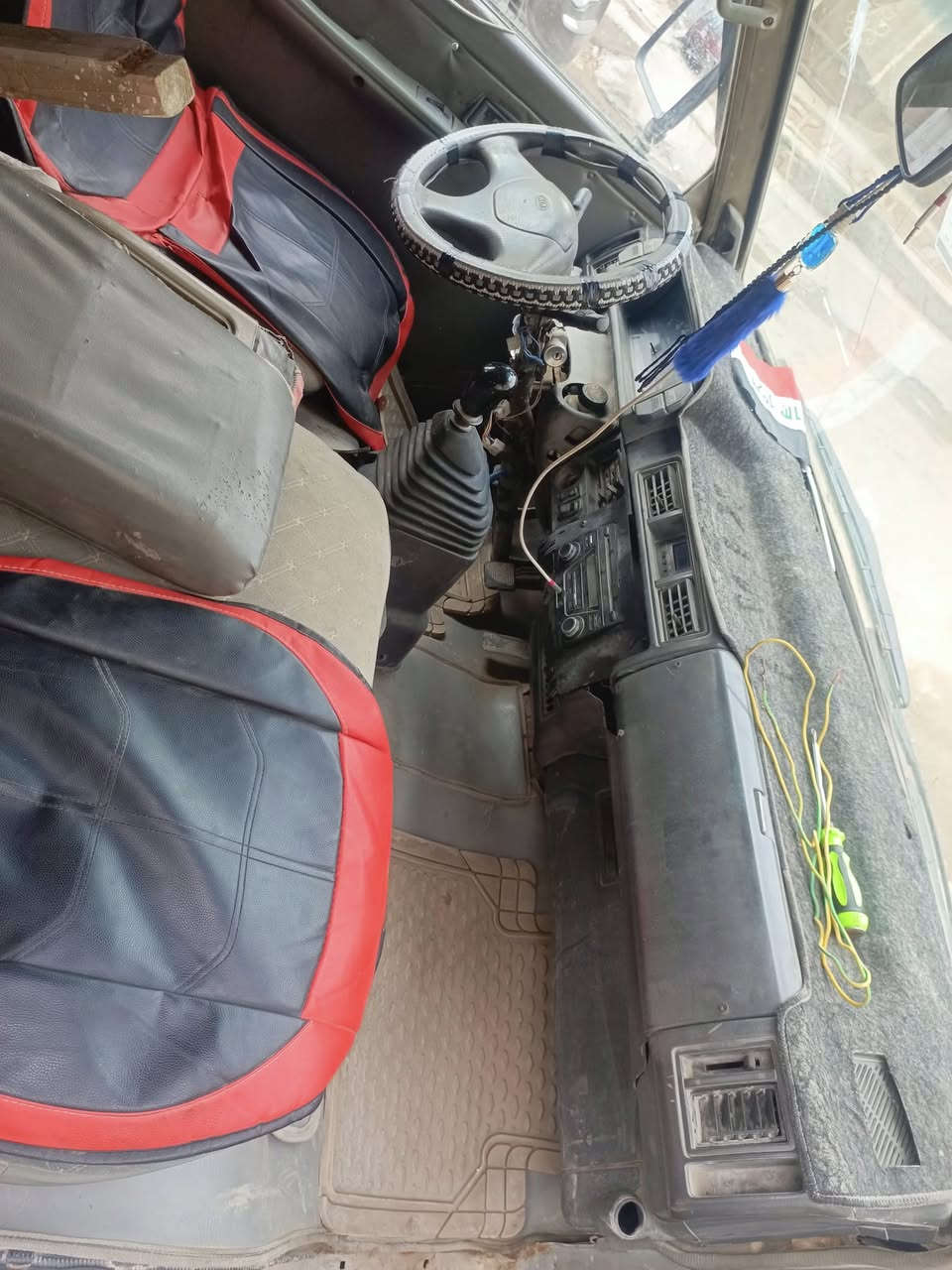 السلام عليكم كيا بستا موديل ١٩٩٣ 
رقمها بغداد سنويه لحد 2028
سياره حلوة كهربائيات كلها شغاله 
 صدرها بحاله جيدة  
عنوان بغداد تقاطع درويش حي التراث 
السعر ٣٥ وبيه مجال حك الجيه
***********اتصال
