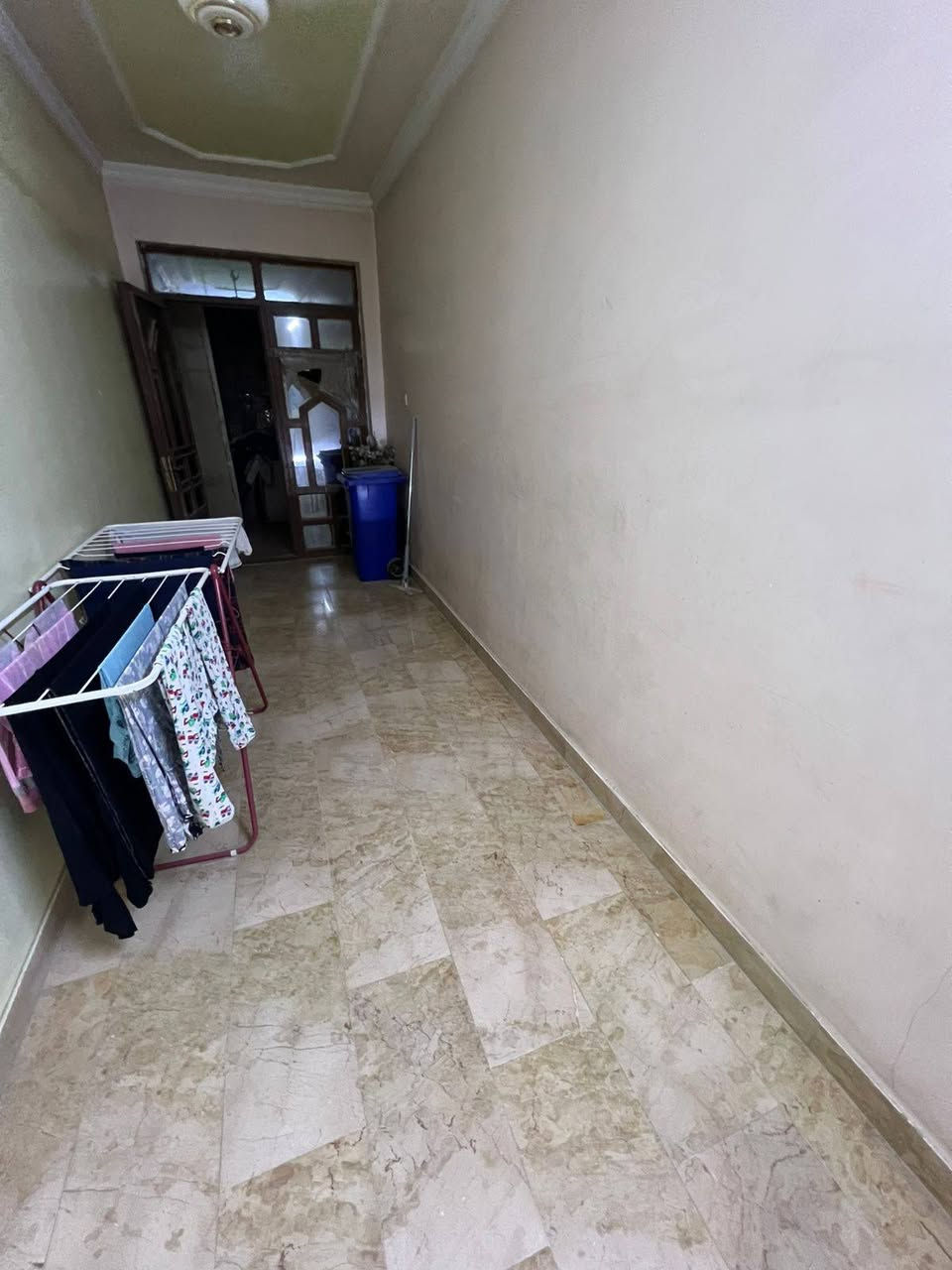 على بركة الله
📌الثقة عنوان 
يسر مكتب ازاد للوساطة العقارية
ان يعلن عن توفر

 دار سكني 
..... للبيع..... 
بناء 2013

المساحة 200 متر
الواجهة 6.66 متر
نزال  30 متر 

الطابق الارضي
مدخلين
صالة +مطبخ +خدمات +منور + غرفة نوم

الطابق الاول
غرفتين نوم وخدمات

واجهة مرمر ارضيات مرمر 

شارع عرض 15 متر
رصيف عرض 4 متر

البنوك
📍 زقاق 8 

#مستعدين لاستقبال كافة العروض التجارية والسكنية وأيجاد الزبون الملائم بأسرع وقت 
للاستفسار
اتصال + واتس اب
***********
***********

او مراجعة المكتب
ازاد للعقار
شارع اسواق النداوي
مجاور مكتبة اجيال
