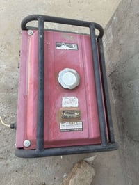 مواليده تايكر للبيع استعمال 3 اشهر فقط السعر 200 وبيها مجال/0783261504...