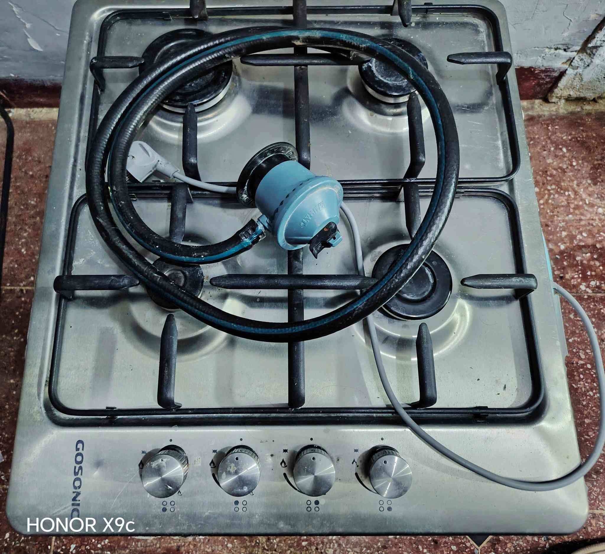 أغراض بيت للبيع
1- شاشة سامسونك أصلية مو سوكي أصلية حجم ٥٥ بدون نت بدون تصليح 
2- أكس بوكس 360 بالة أصلي
3- طباخ منضدي فلات حديث نوعية ممتازة أخو ألجديد
4- عربانة طفل أصلية صناعة أمريكي تتصغر وتتكبر نوعية ممتازة
5- بنكة تعليك نوع توشيبا نضيفة وشغالة
مكاني العامرية / *********** شراي اتصل وتدلل
