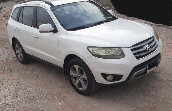 سنتافي للبيع موديل 2012 بصمه فول ٧راكب
رقم بغداد مشروع وطني

مكينه مفتوح

السعر ١٤٦ بيها مجال

***********

مكان السيارة تلعفر موصل
