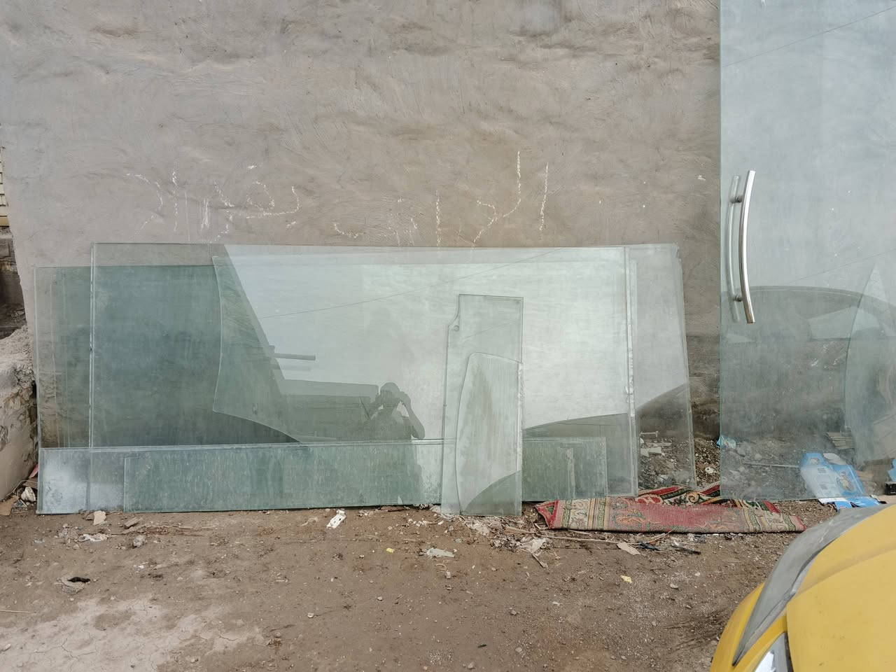 السلام عليكم جام مال محل للبيع ***********
