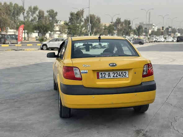 كيا ريو مواصفات برايد
2008 
تلقيطات معجون خفيفه اول صبغه 
بدون ضرر
هيئه غرامات صفر
شرط التحويل 
محرك 16 
محرك وكير شرط 
كابون بانزين 
السعر 105 وبيها مجال 
سياره نضيفه وجاهزه
للاتصال 
***********
***********
