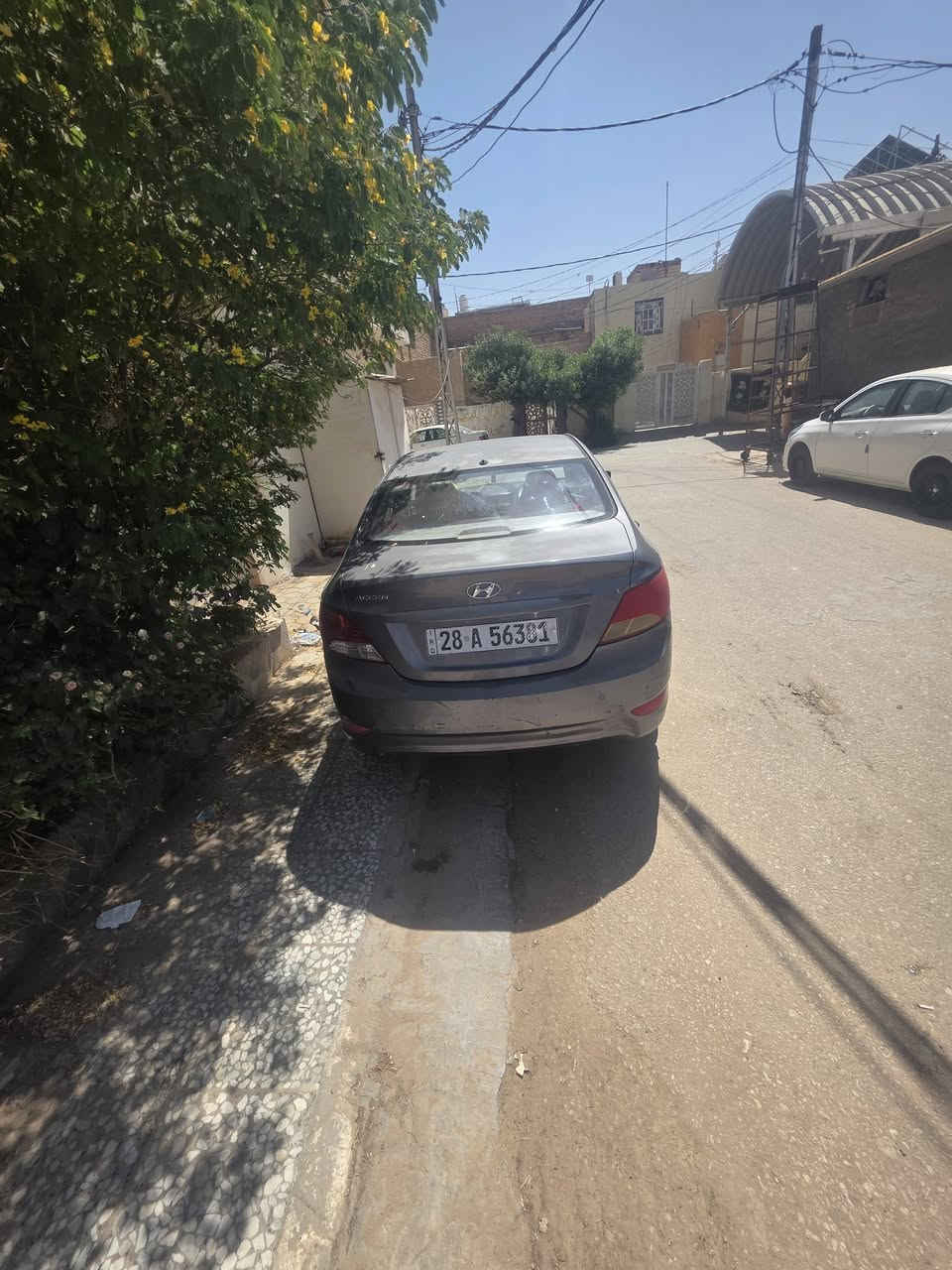 اكسنت موديل ١٤ خليجي مكفوله بيها طخات بسيطه يطلعن بارد موضحات بالصور والسونار 
كير محرك نظاف تبريد ثلج ستوني مبدل كمبريسر ميكانيكي وراديتر 
سعرها ٨٠ $
نجف حي ابو طالب ***********
