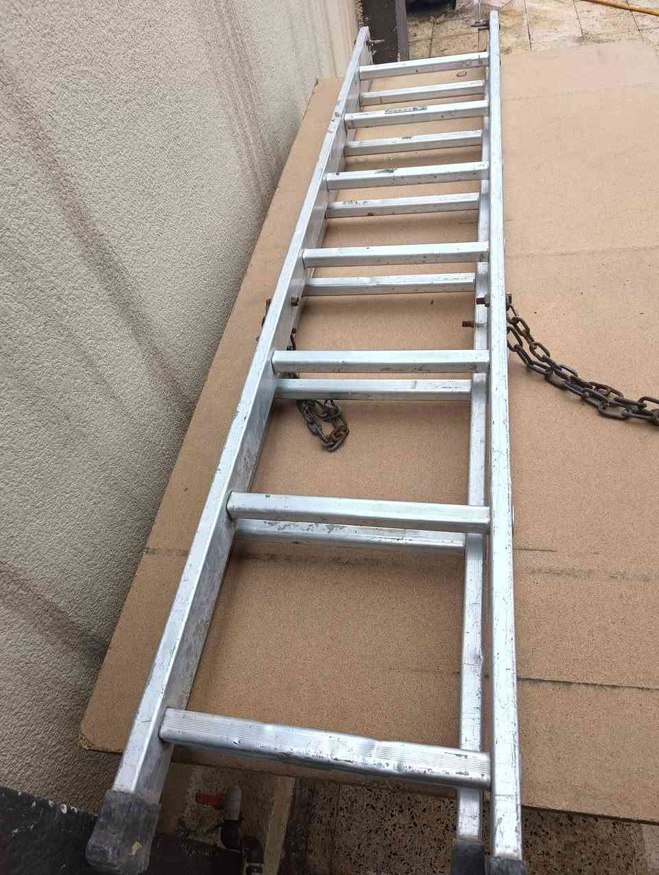 كيزر حيل نضيف حجم كبير السعر 30 -ديوان 7 أمتار خمس قطع السعر 70- سلم المنيوم السعر 50- ديديه عش العصفور حيل نضيفه السعر 60-بلازمه حجم 43 بدون نيت السعر 50-ديوان 6 امتار حيل نضيف السعر 70-‏ الشراي يتصل -‪0750 791 3697‬‏- 0777064459 وادي حجر
